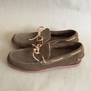Lands End Men’s (9) Brown Suede Boat Shoe. Smart!